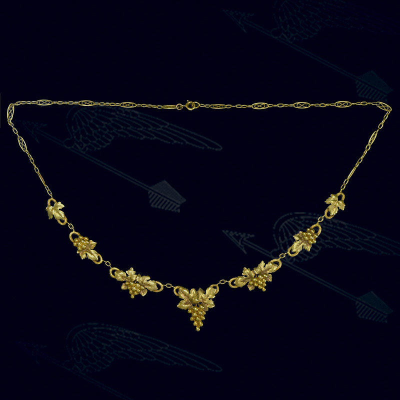 french grapu necklace waterma-1.jpg