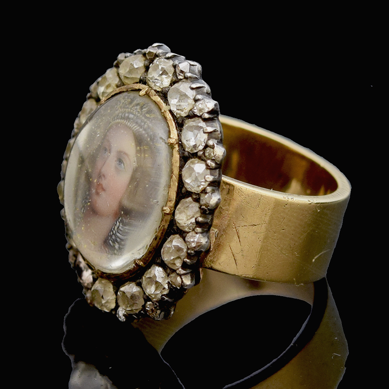 queen viktoria ring watermark-3.jpg